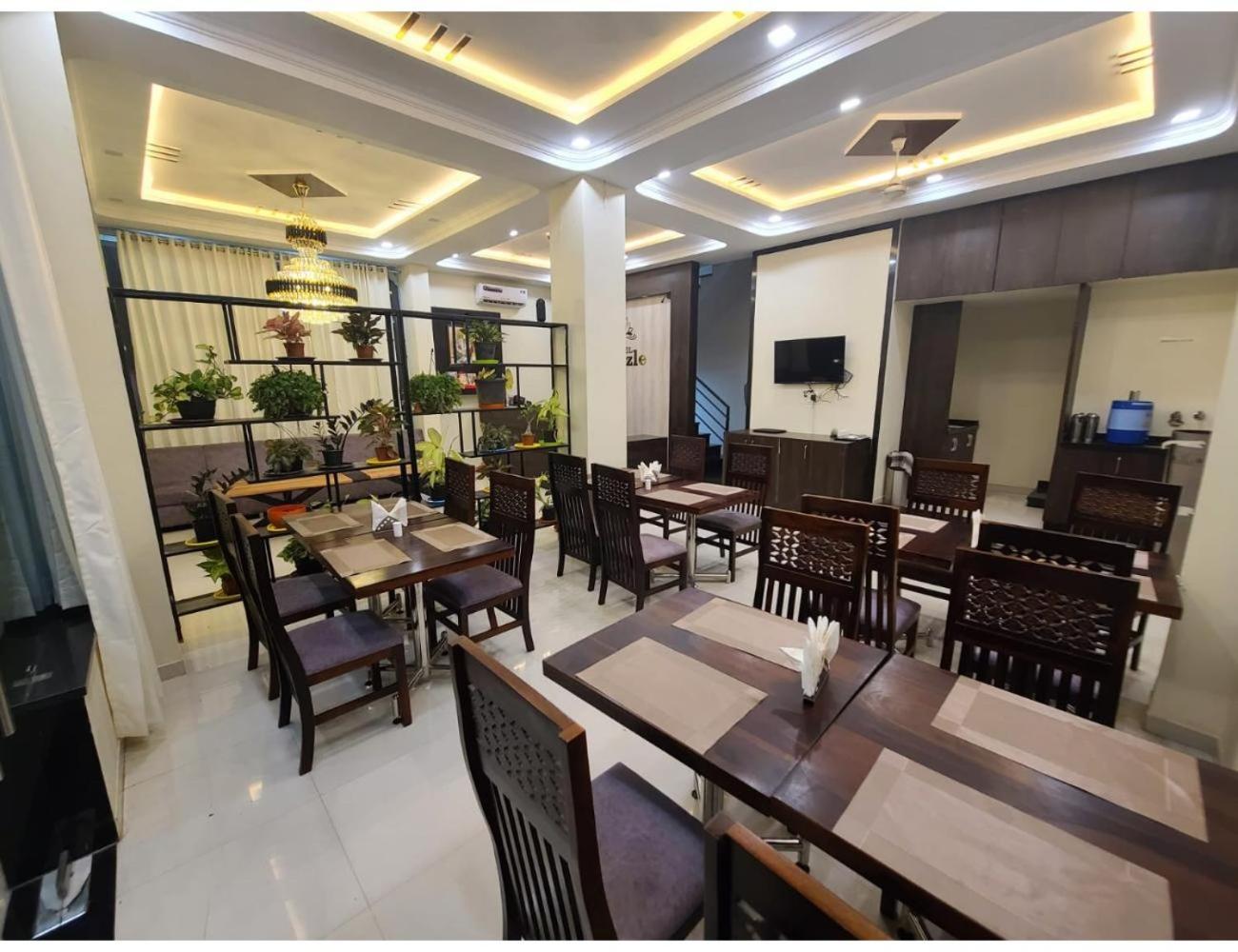 Hotel Dazzle, Jodhpur Jodhpur  Bagian luar foto